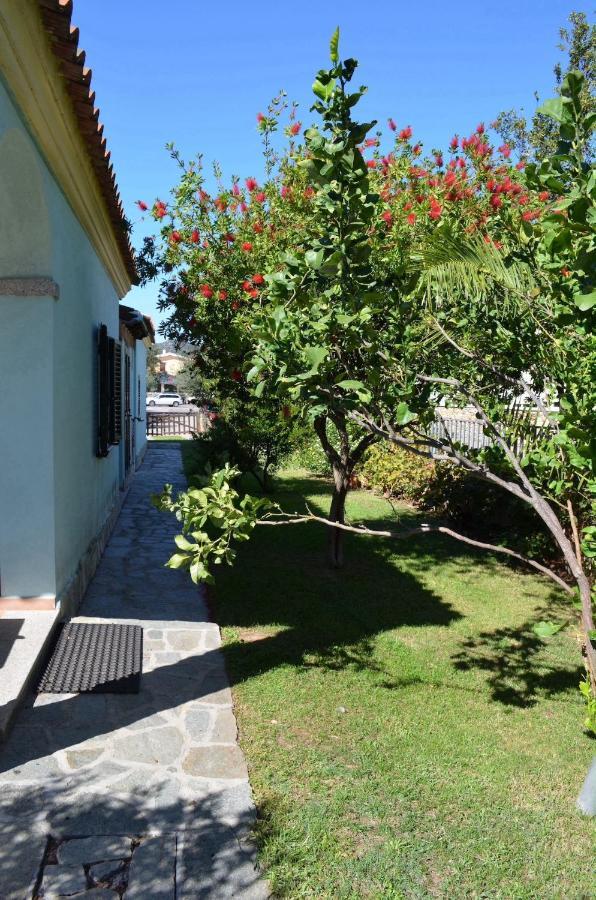 Iss Travel, La Padula - Apartments With Private Veranda And Parking San Teodoro  Exteriér fotografie