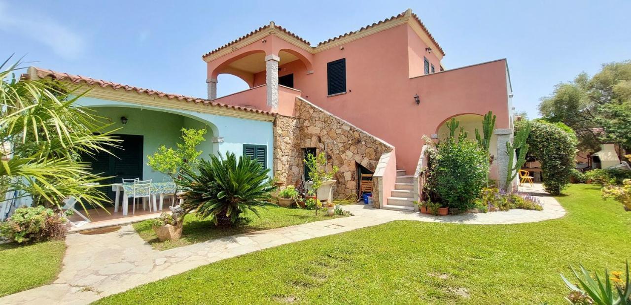 Iss Travel, La Padula - Apartments With Private Veranda And Parking San Teodoro  Exteriér fotografie